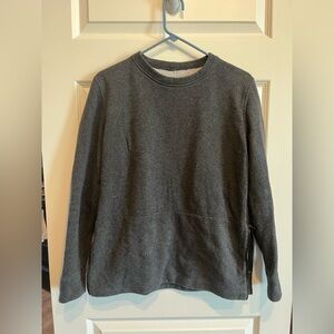Lulemon pull over